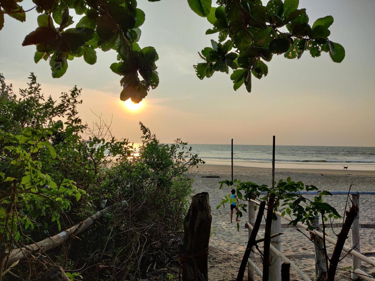 Surya Beach Café&Stay Gokarna  Exterior foto